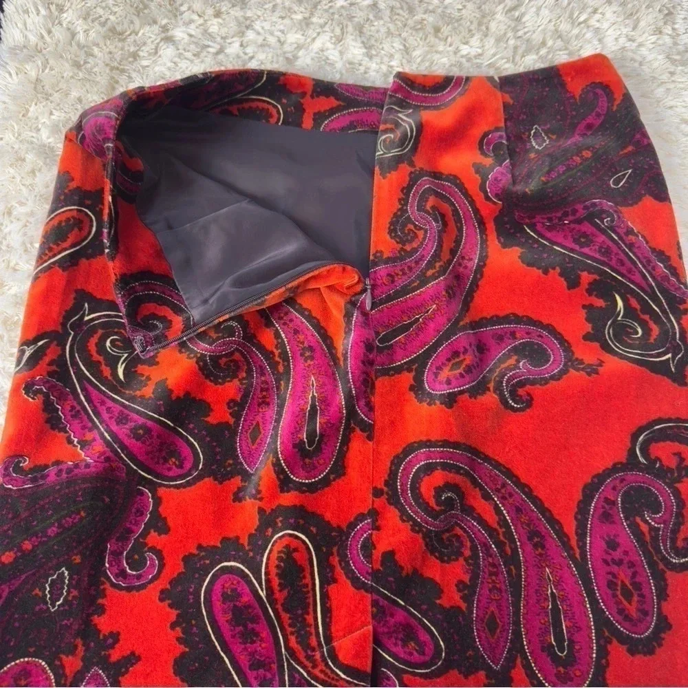 Talbots Womens Paisley Velvet Pencil skirt size 4 Petite